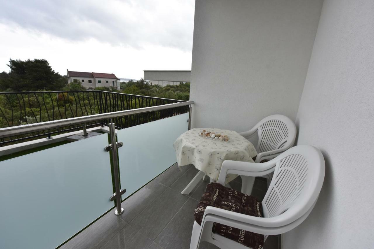 Family Apartments Podsolarsko 希贝尼克 外观 照片